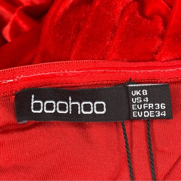 Boohoo NWT Velvet Bardot Cup Detail Mini Dress Size 4 Dark Red Cold Shou… - Picture 9 of 12
